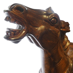 Caballo de carrusel tallado a mano. Siglo XX. Vintage.