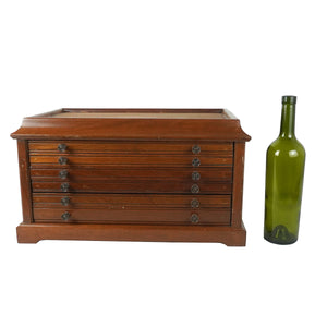 Caja coleccionador para monedas en madera de segunda mitad del siglo XX. Vintage.