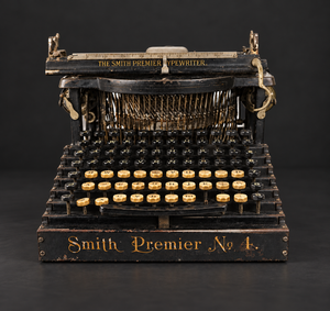 Smith Premier typewriter. New York. Ca. 1905. Decorative, not working. Antique.